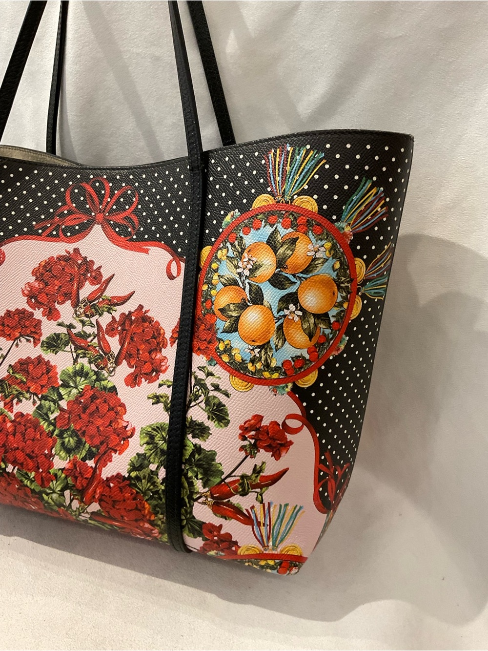 Dolce & Gabbana Tote - Picture 3 of 11